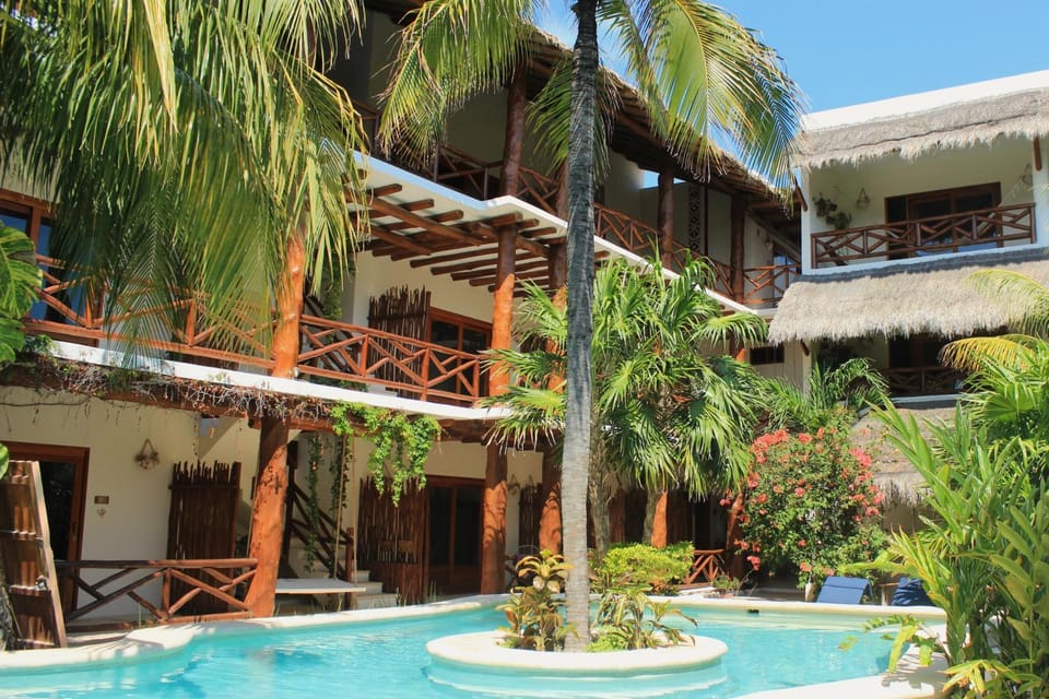 Property building, Balcony/Terrace