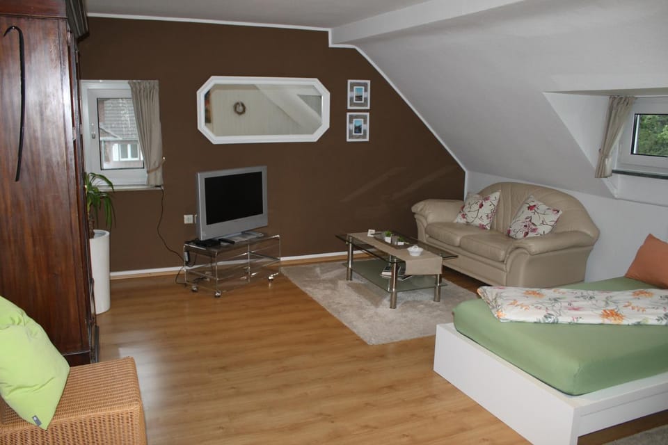 Living room, Bedroom