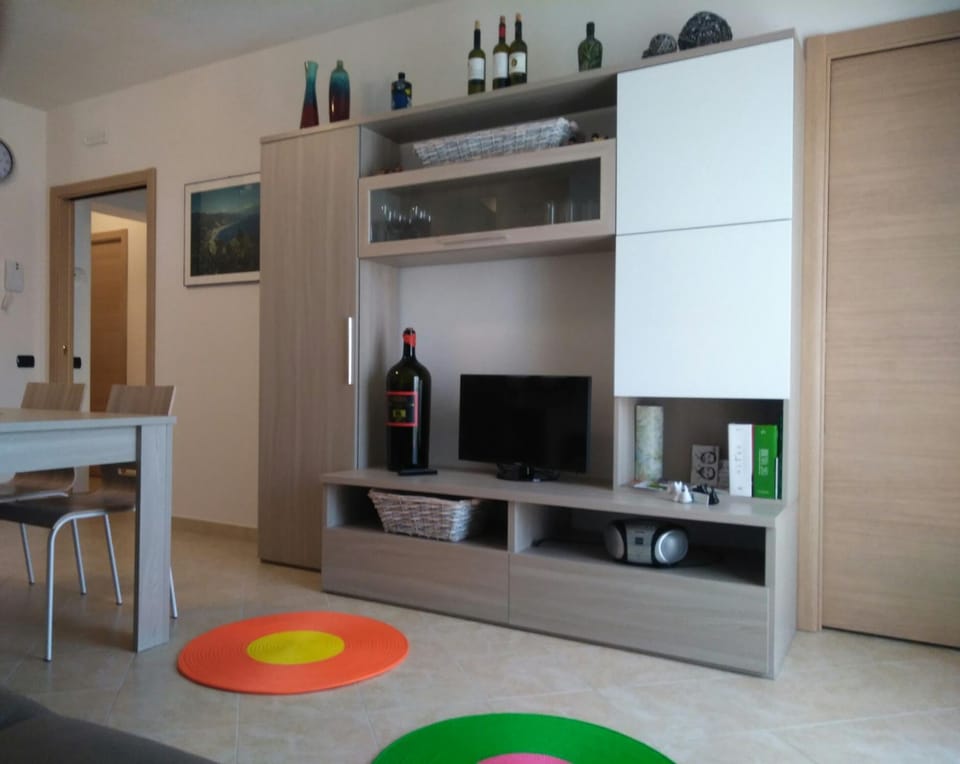 TV and multimedia, Seating area