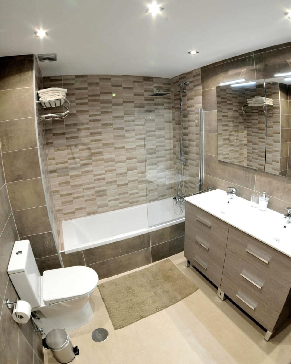 Toilet, Bathroom