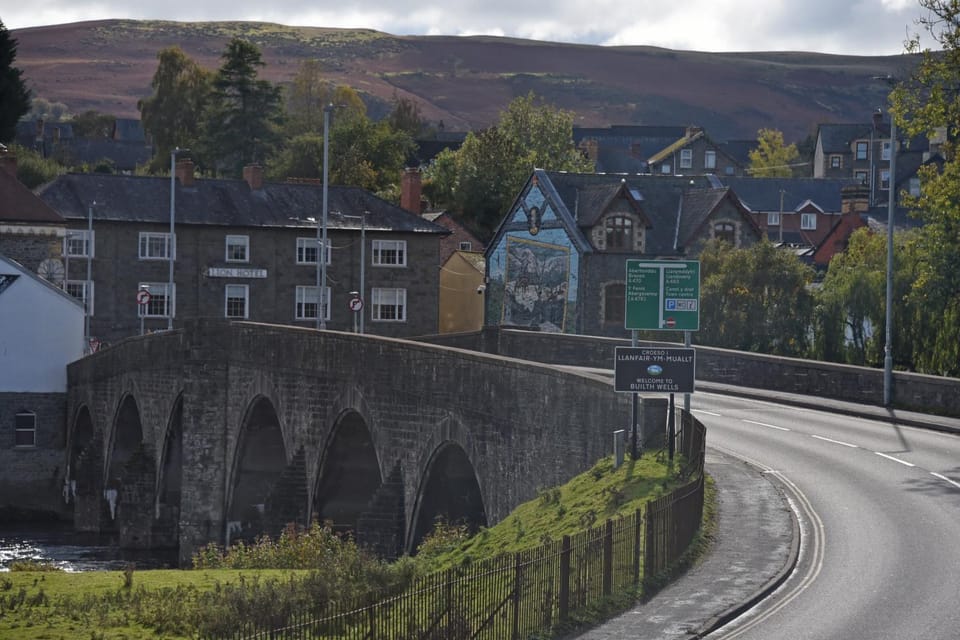 The Llanelwedd Arms Hotel Hotel in Wales