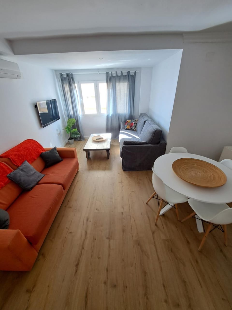 TV and multimedia, Living room