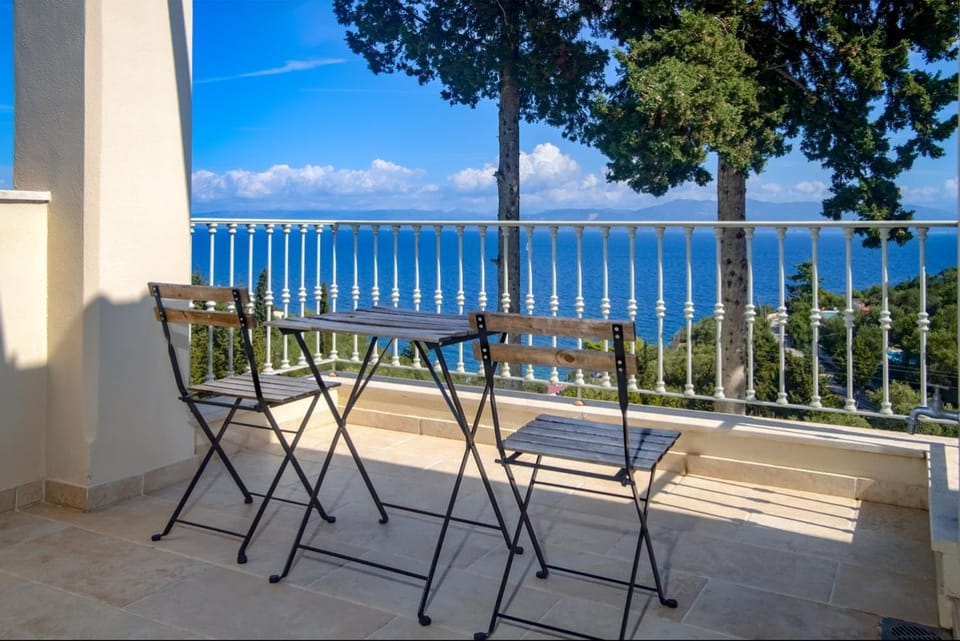 Patio, Natural landscape, Balcony/Terrace, Sea view