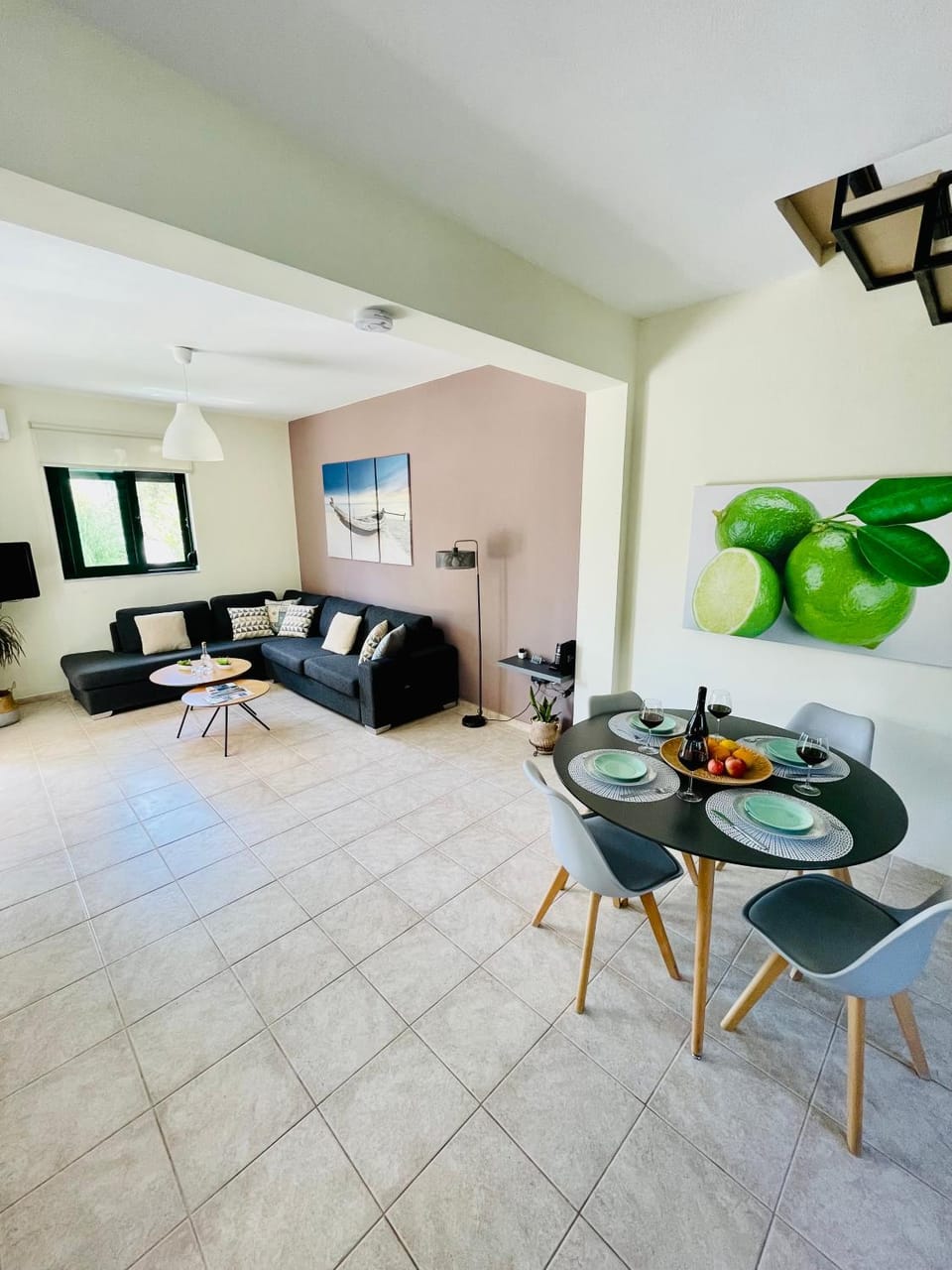 Living room, Dining area