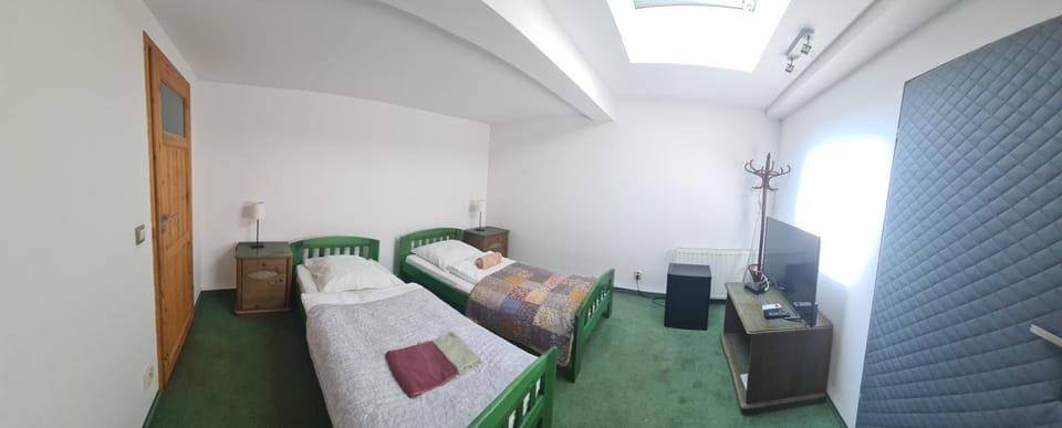 Es8bar Motel in Lower Silesian Voivodeship