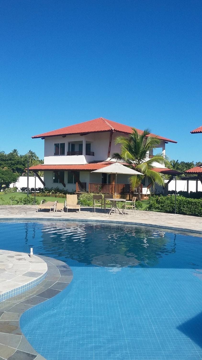 Pool view, Swimming pool, sunbed