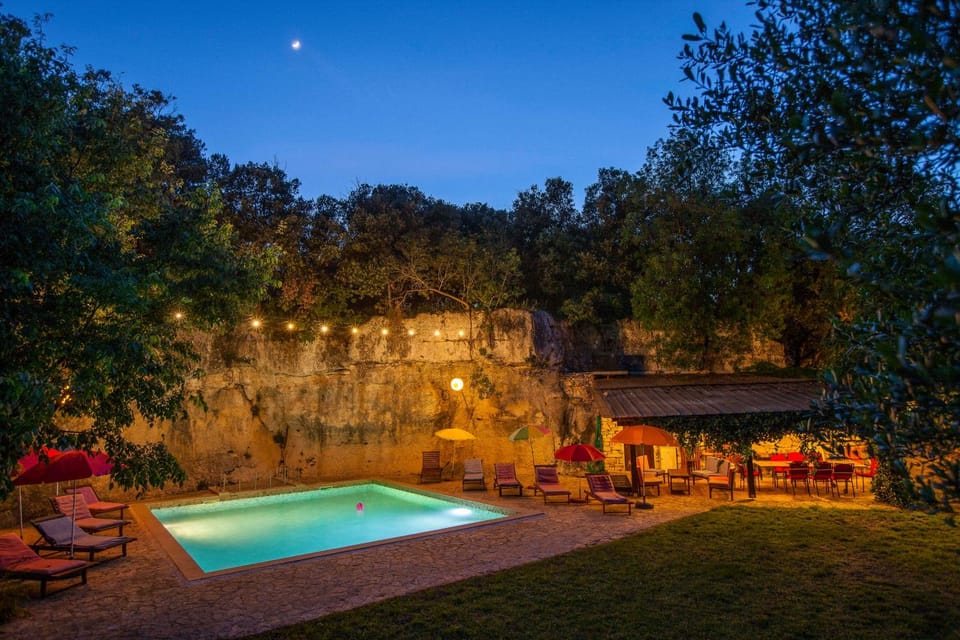 Holiday House Cave Romana House in Pula