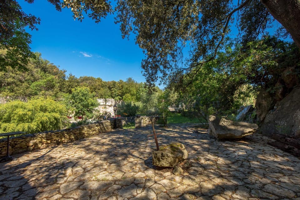 Holiday House Cave Romana House in Pula