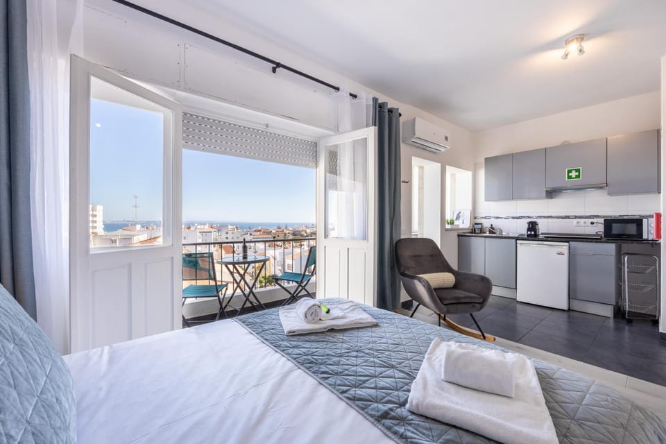 Bed, View (from property/room), Bedroom