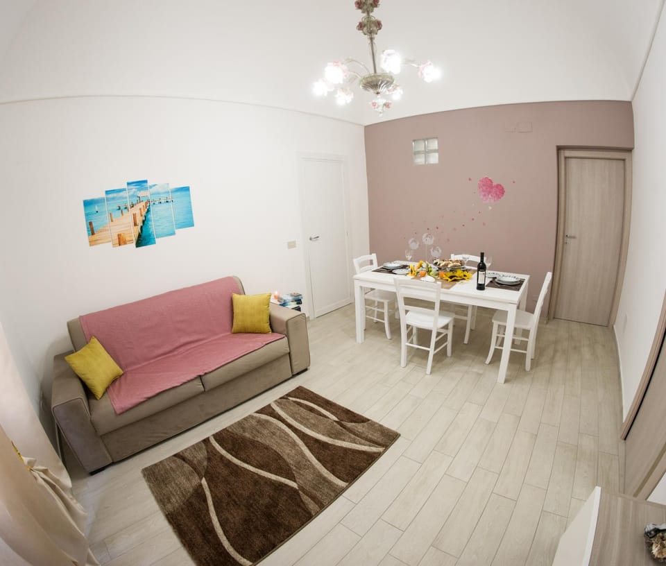 Living room, Photo of the whole room, Dining area