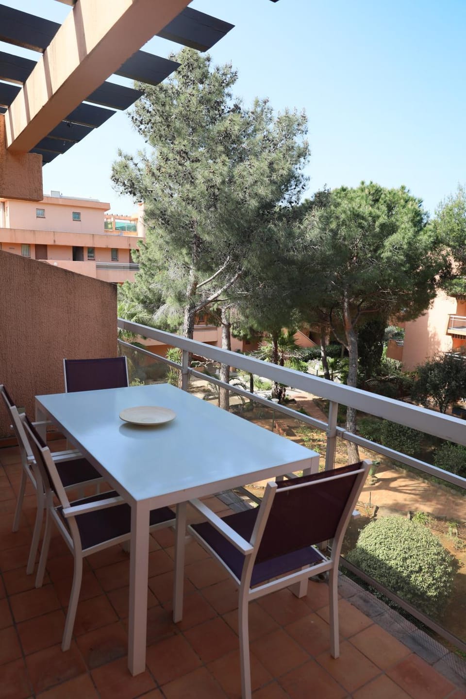 View (from property/room), Balcony/Terrace, Dining area