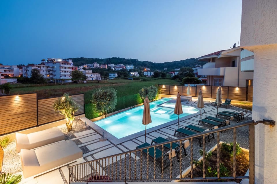 Garden view, Pool view, Swimming pool