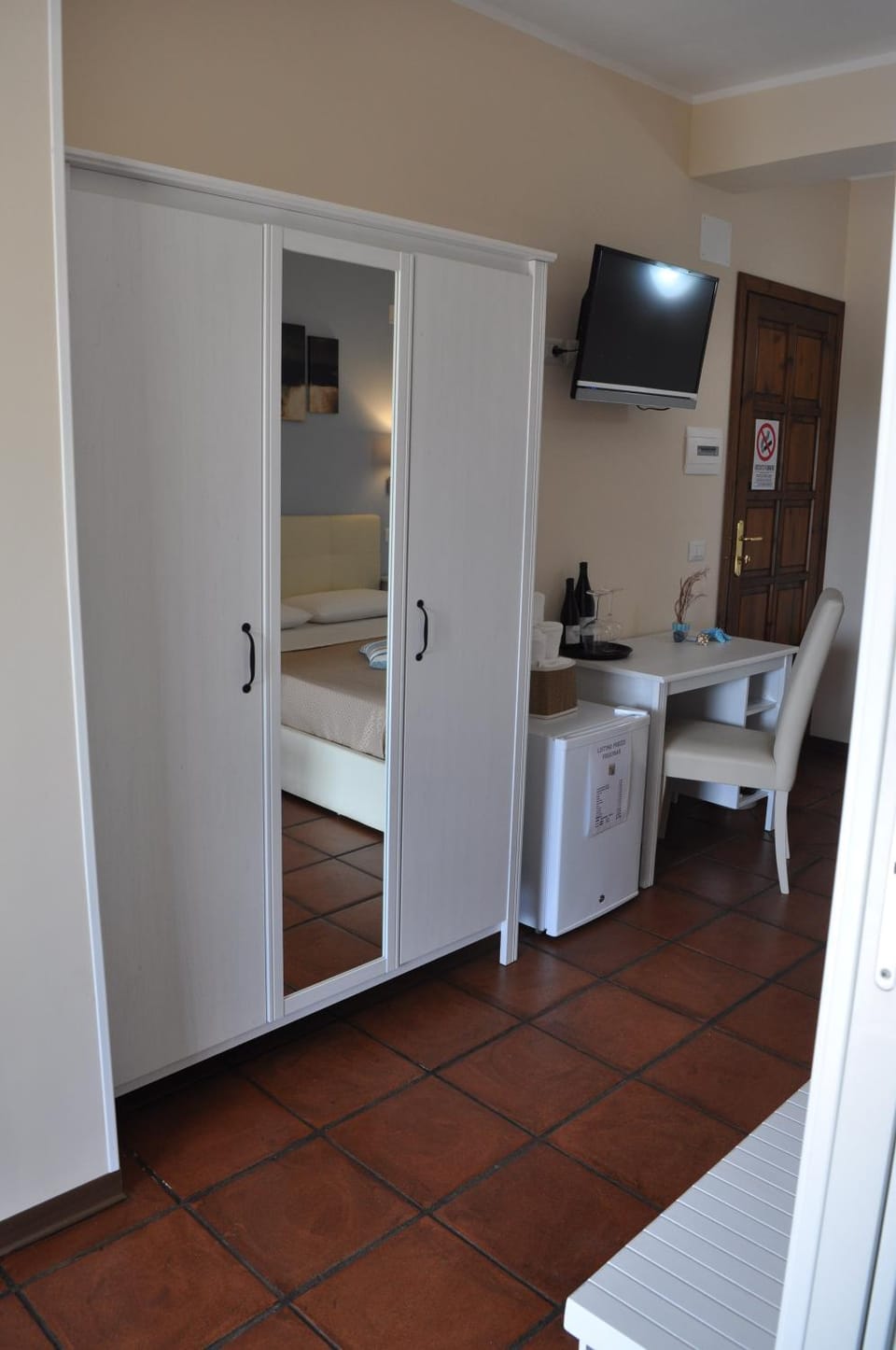 TV and multimedia, Bedroom, Alcoholic drinks