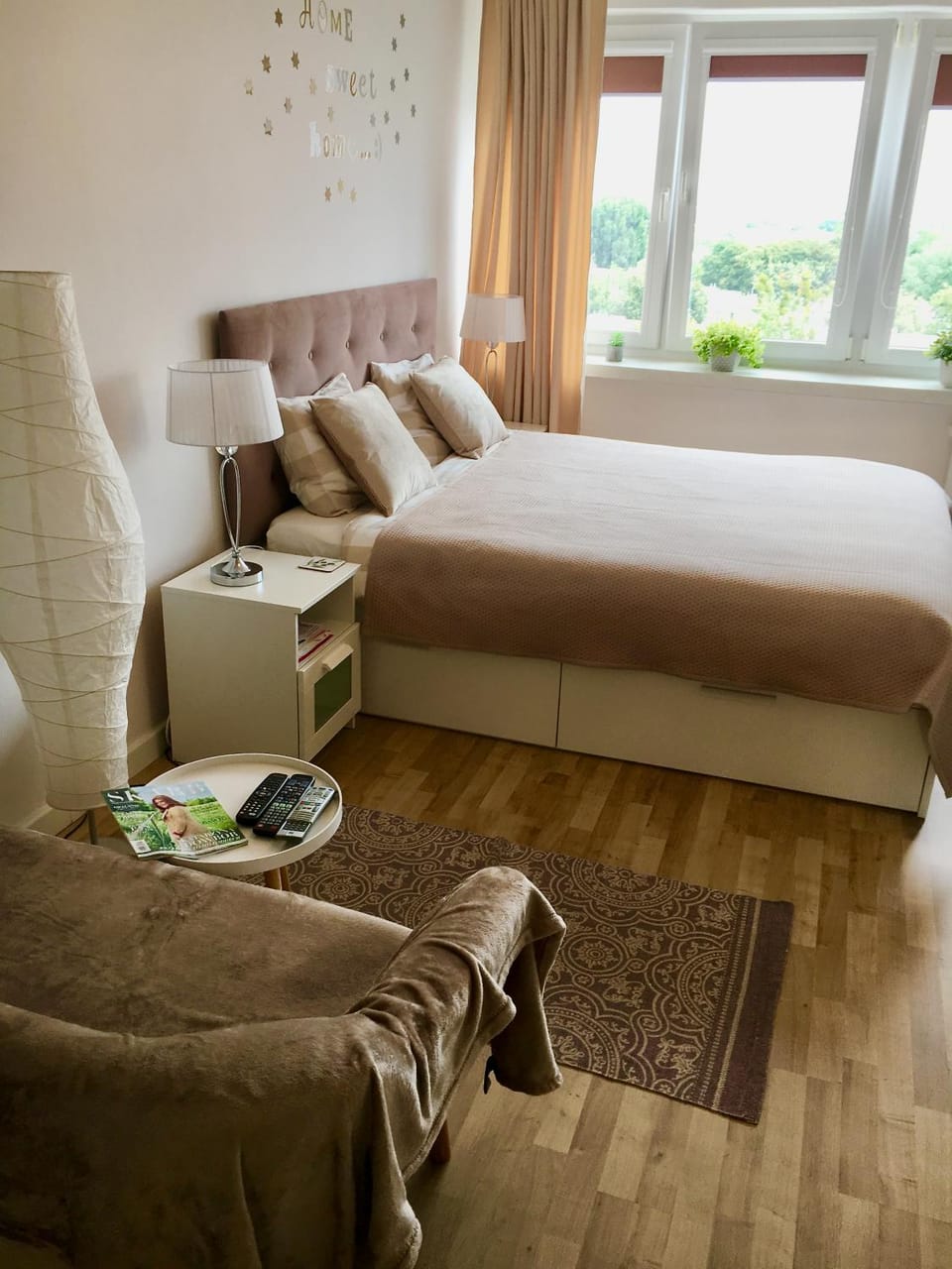 Photo of the whole room