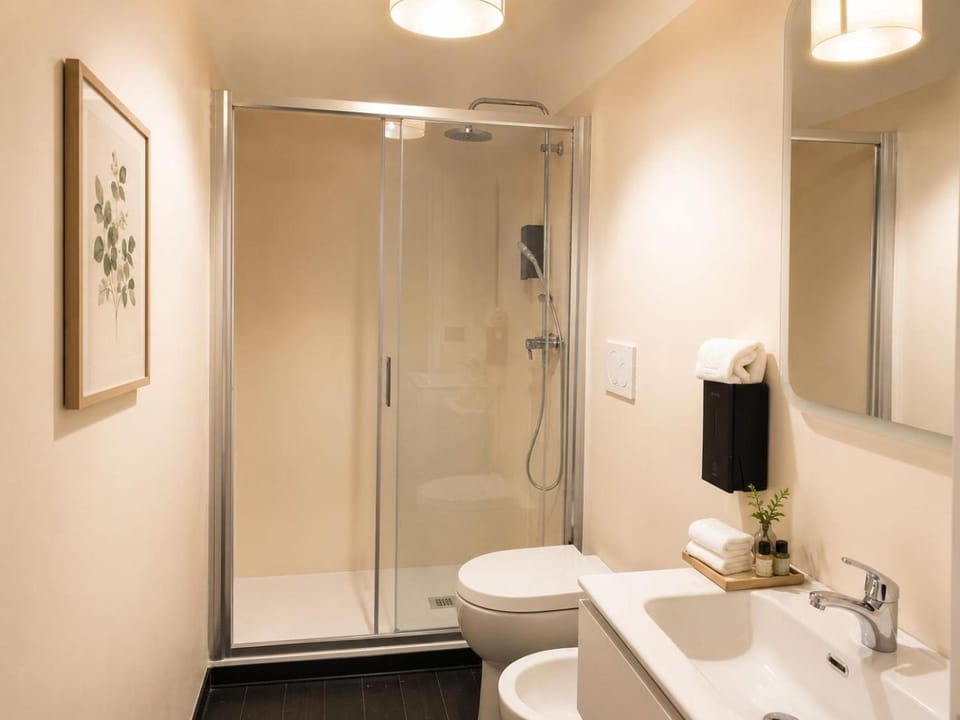 Marsala Central Room Bed and Breakfast in Bologna