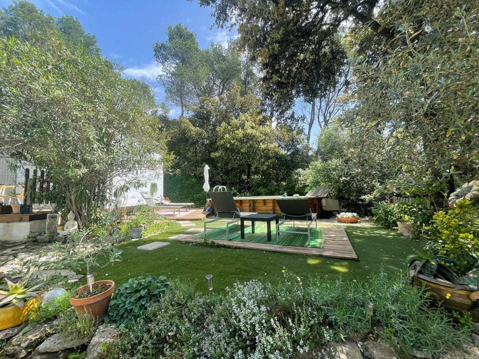 Shanti House Luberon House in Cavaillon