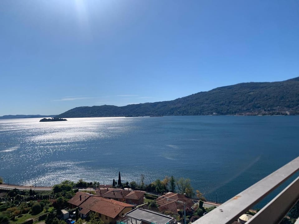 Suite bijoux On Lake Maggiore Apartment in Piedmont