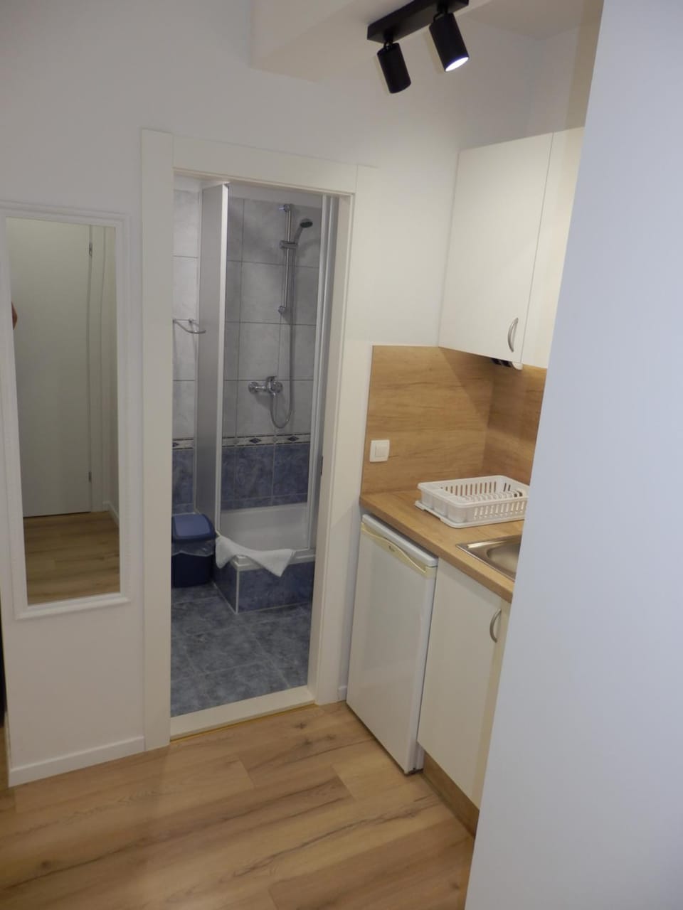 Shower, Bathroom