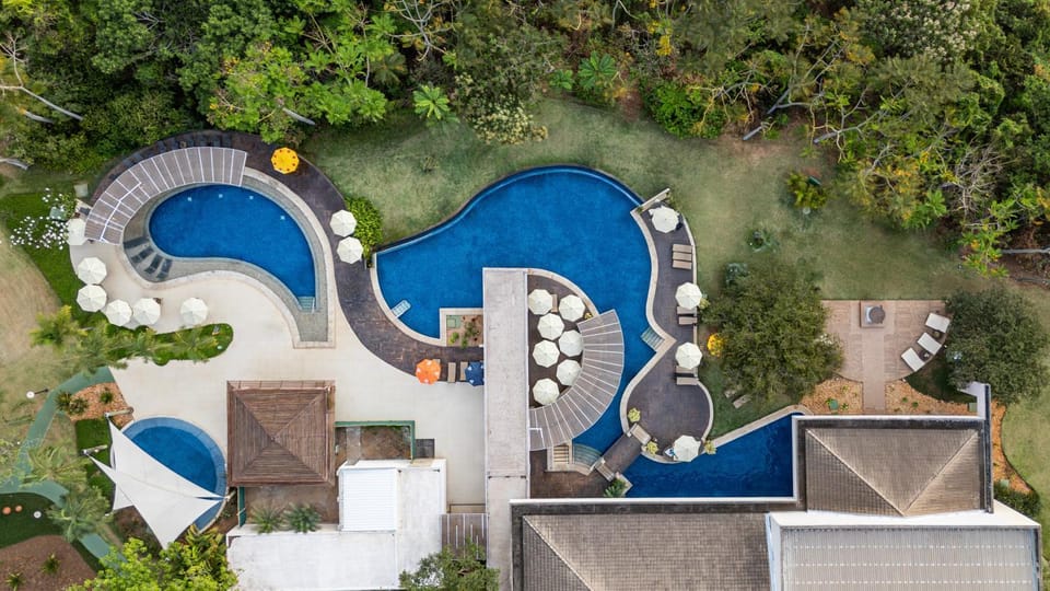 Bird's eye view, Swimming pool