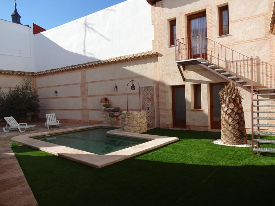 Garden, Swimming pool
