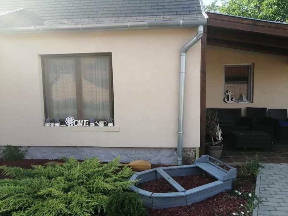 Dóra Apartman House in Hungary
