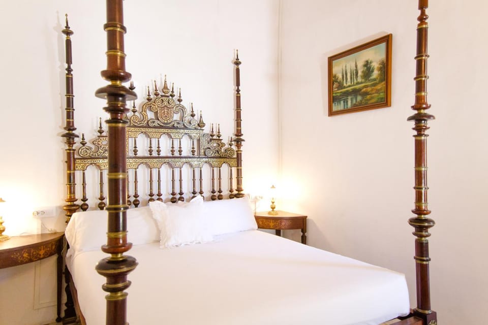 Decorative detail, Bedroom