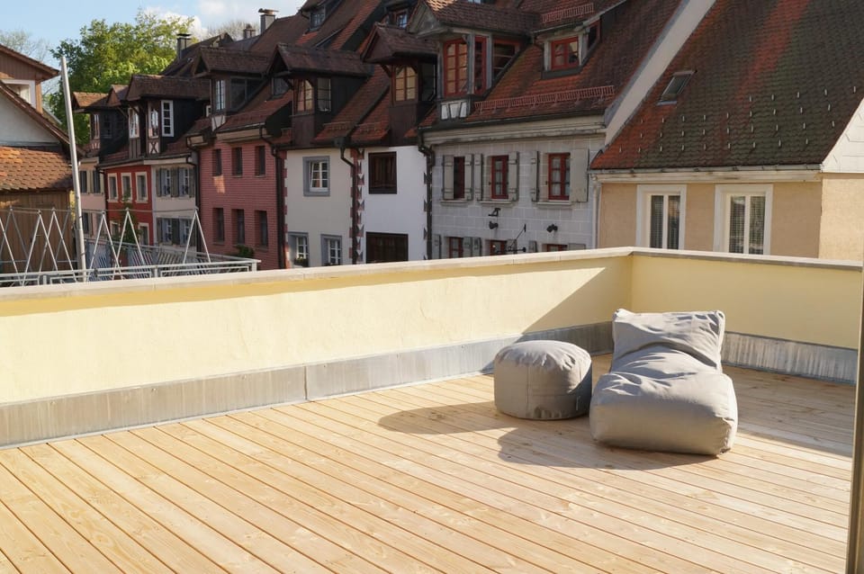 Property building, Balcony/Terrace