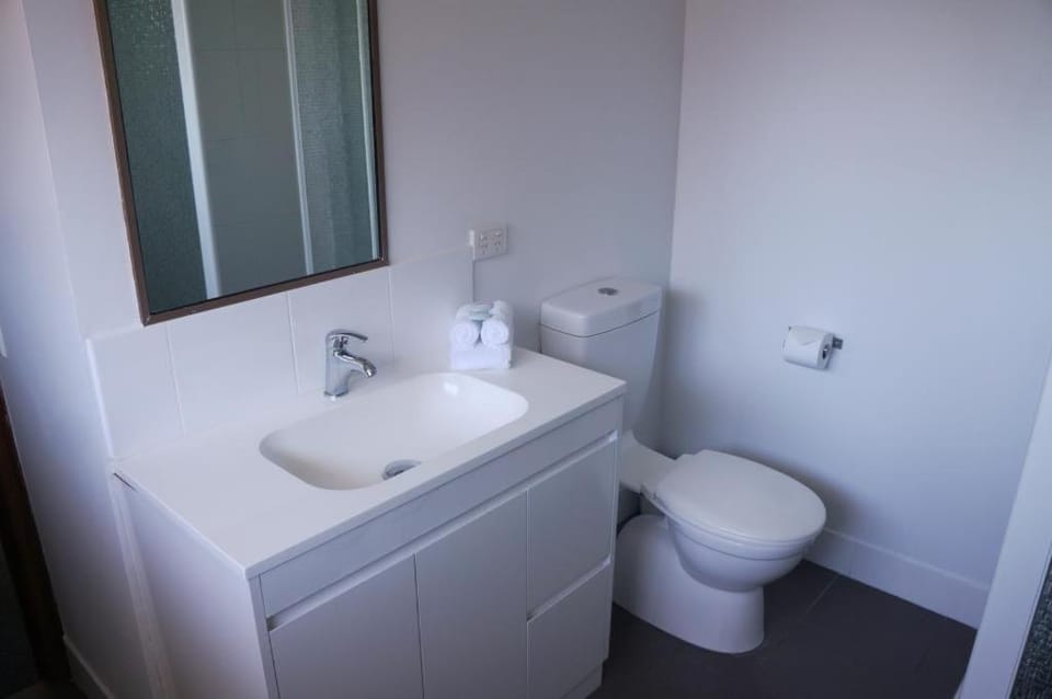 Jadon Place Holiday Apartments Apartment in Gold Coast