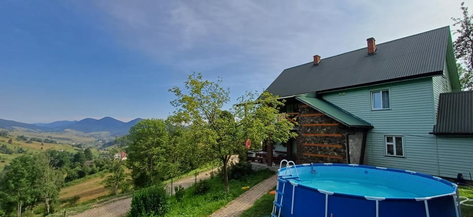 Mountain view, Pool view, Swimming pool