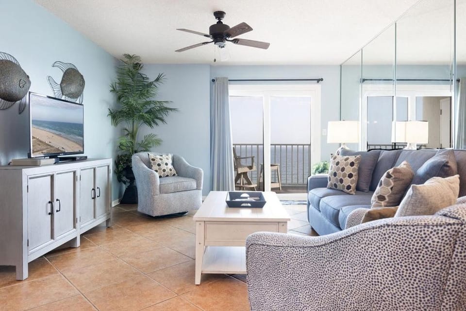 Ocean House 2906 Apartment in West Beach