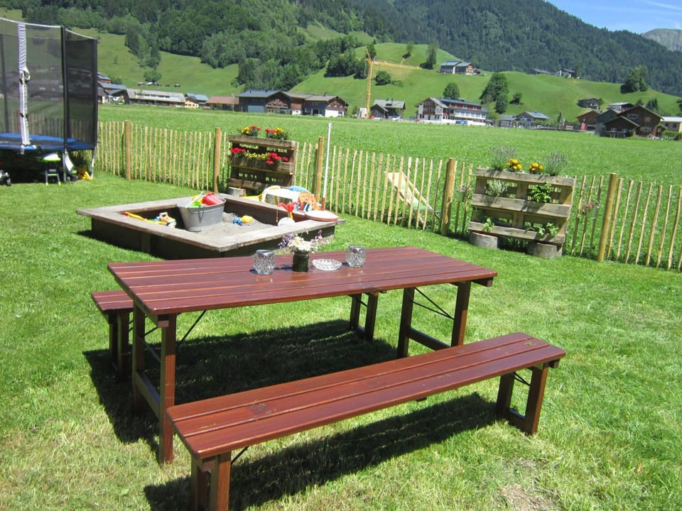 Garden, Garden, Balcony/Terrace