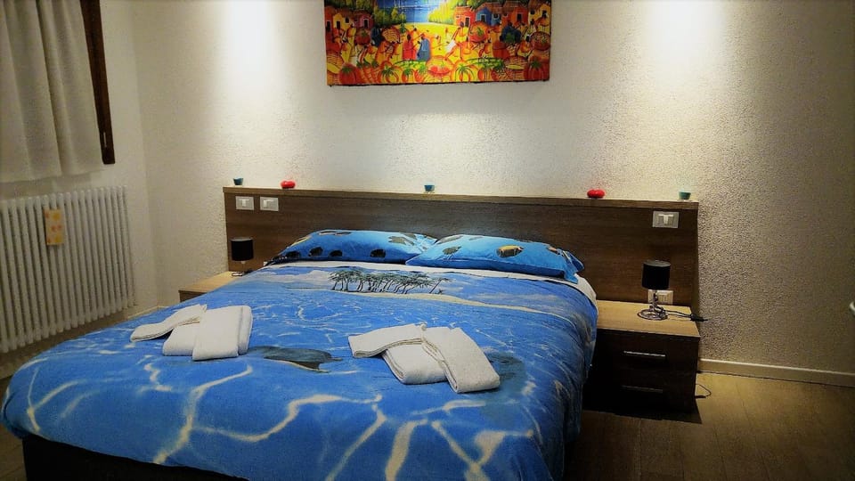 Decorative detail, Bedroom