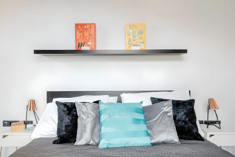 Prague Days - One-bedroom Apartment with Workspace and iMac in Vinohrady Apartment in Prague
