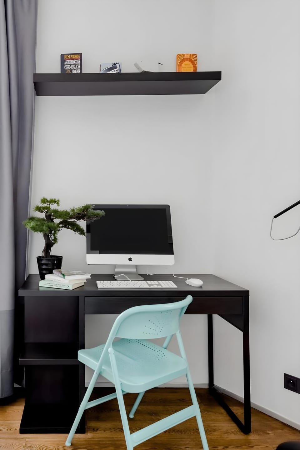 Prague Days - One-bedroom Apartment with Workspace and iMac in Vinohrady Apartment in Prague