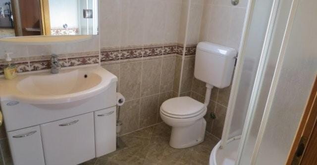 Toilet, Bathroom