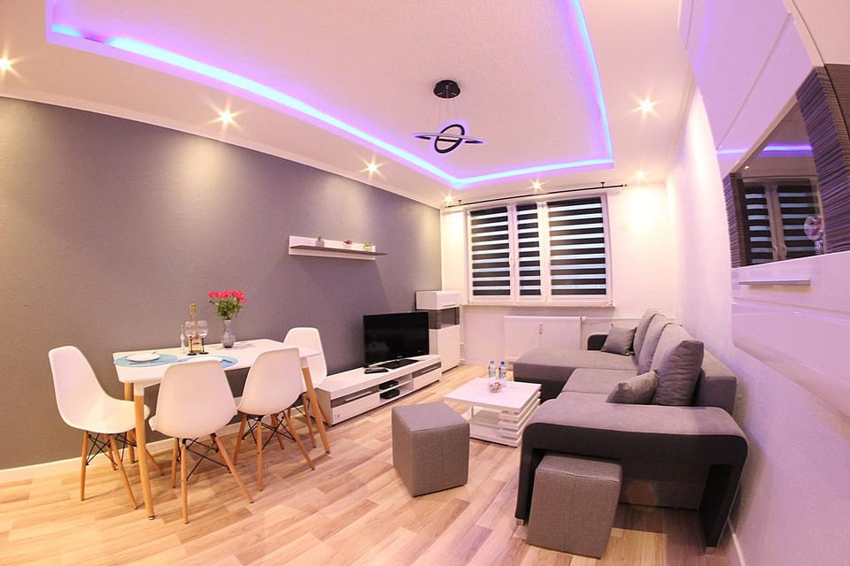 Bed, Living room, Dining area