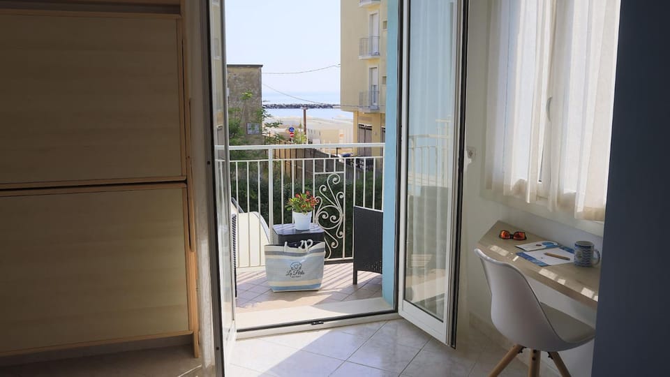 View (from property/room), Balcony/Terrace