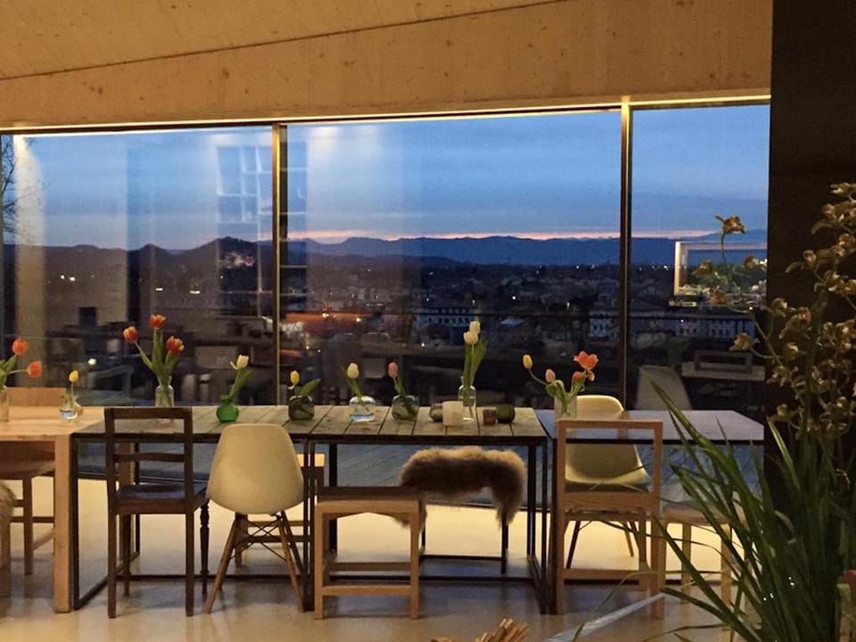 Living room, City view, Mountain view, Internal: Not applicable to any particular room
