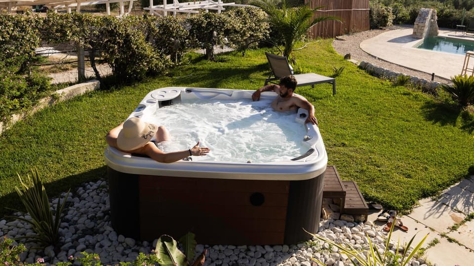 Natural landscape, Hot Tub