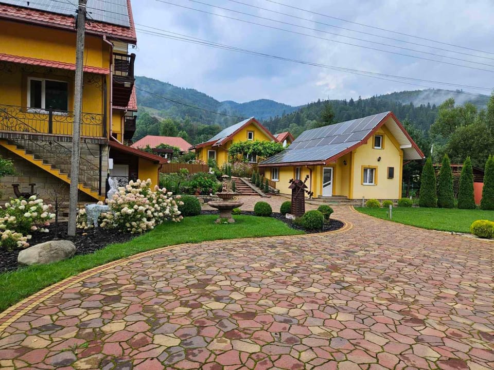 Property building, Natural landscape, Garden, Mountain view