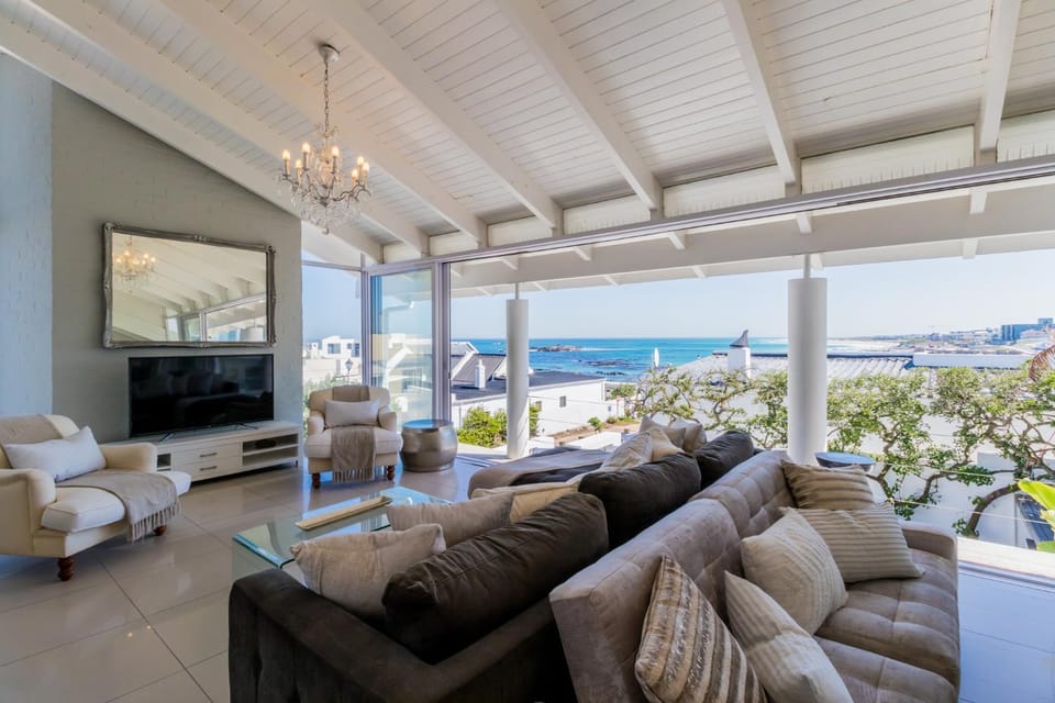 TV and multimedia, Living room, Sea view