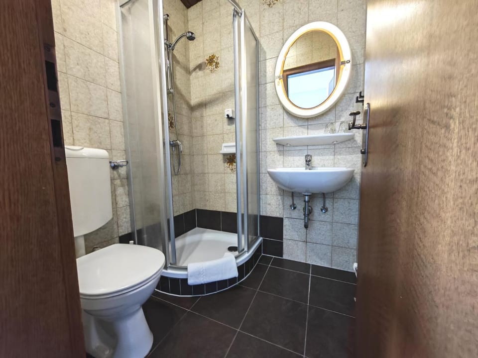 Mosers Pension Bed and Breakfast in Villach