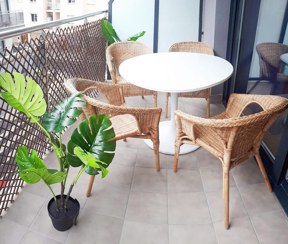 Balcony/Terrace, On site