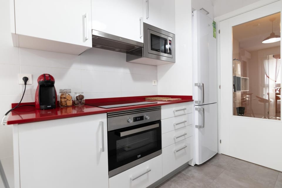 Kitchen or kitchenette, dishwasher, minibar, pet friendly, stove