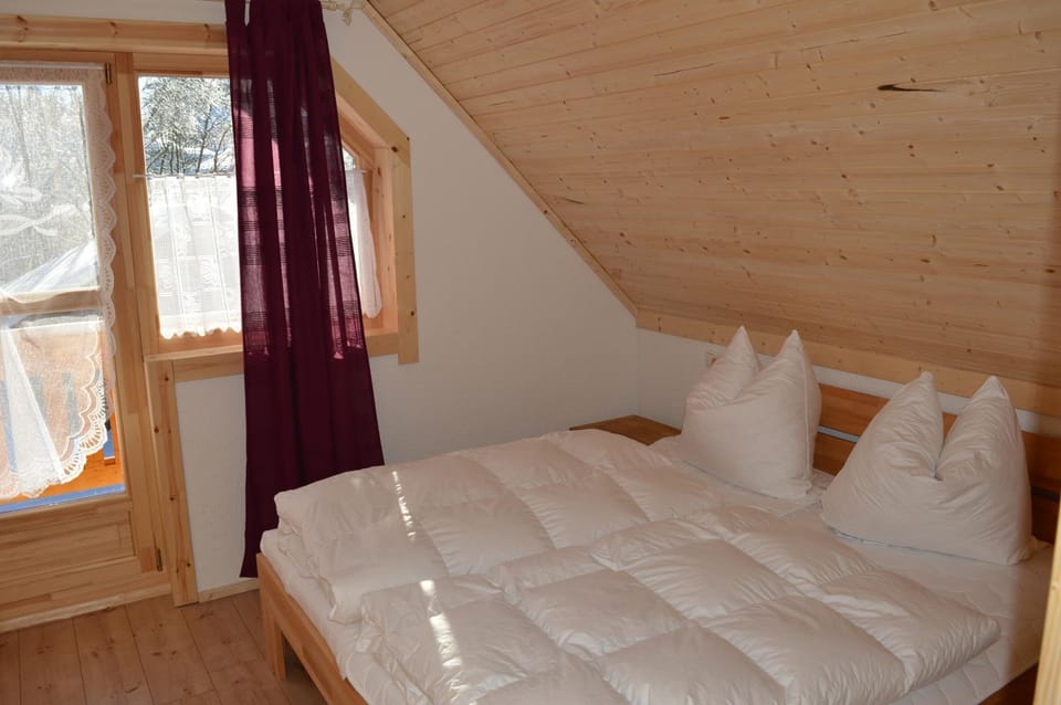 "Das Jagdhaus"- Chalet am Skigebiet mit Sauna House in South Bohemian Region