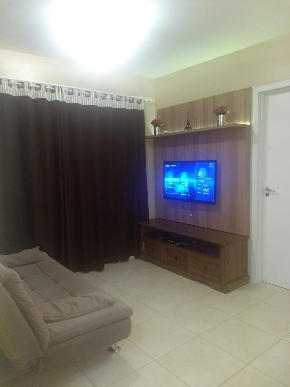 Communal lounge/ TV room, TV and multimedia, Living room