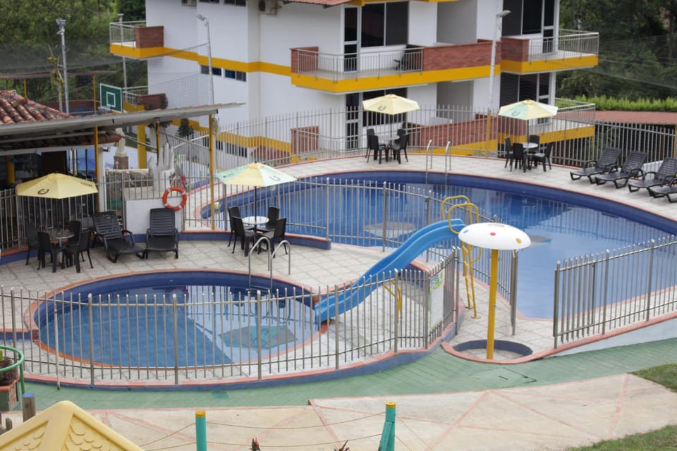 Facade/entrance, Off site, Bird's eye view, Floor plan, On site, Swimming pool
