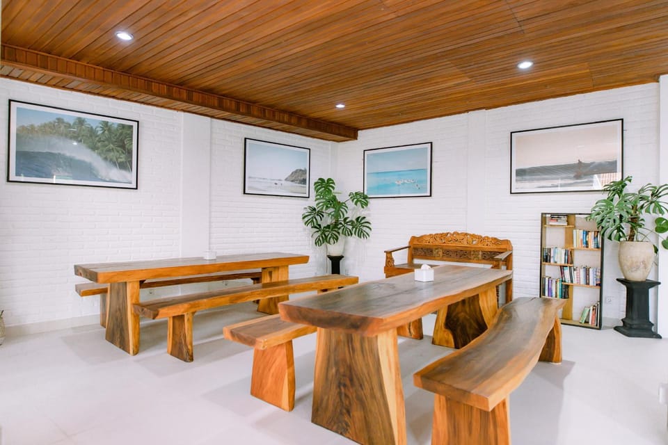 Seating area, Dining area