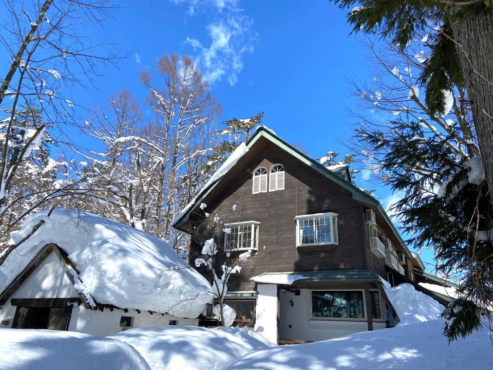 Property building, Winter