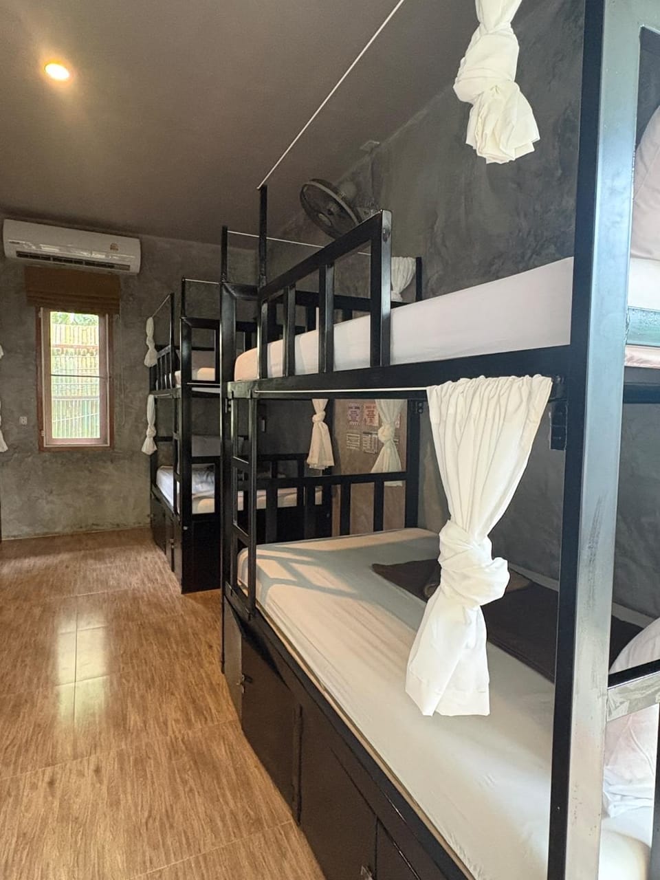 bunk bed